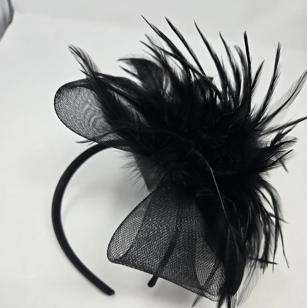 VINTAGE HANDMADE BLACK FASCINATOR HEADBAND HAIR ACCESSORY TULLE FEATHERS WOMEN